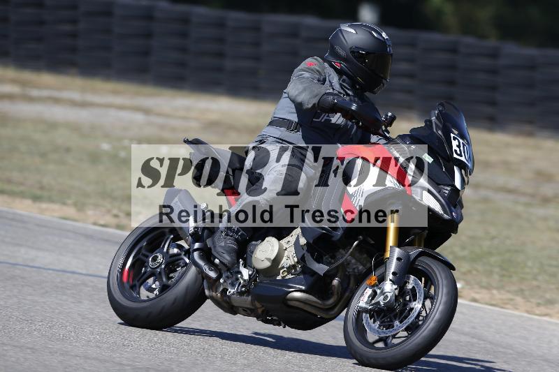 /35 07.08.2026  Discover the Bike ADR/Bike 1 gruen/30